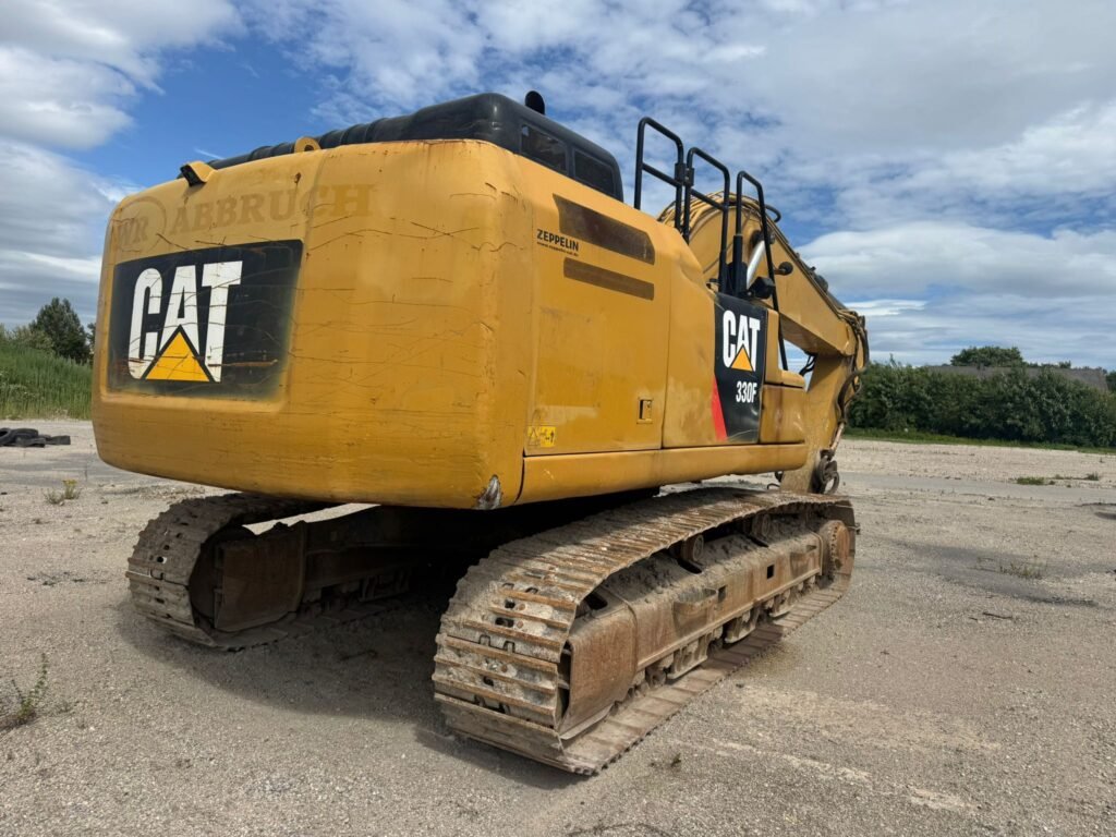 CAT 330F7